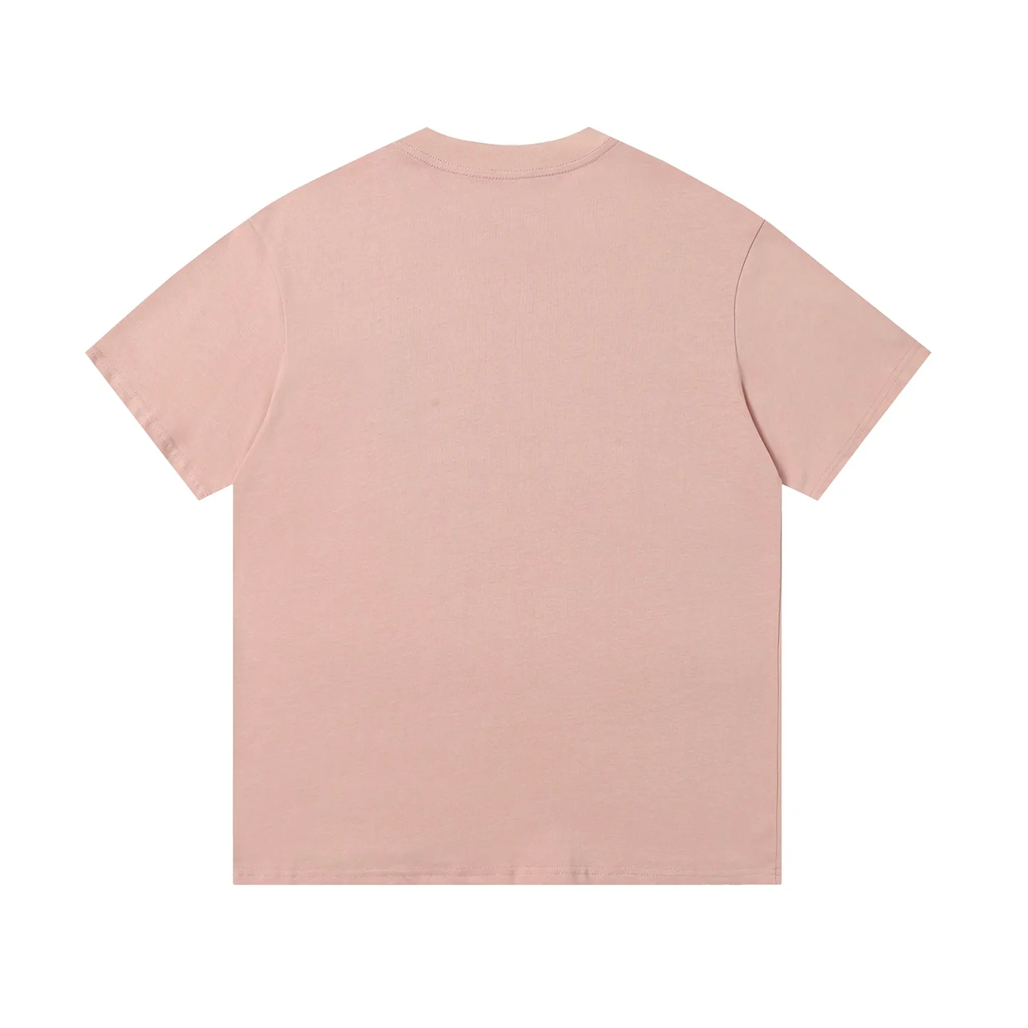 P130 Style number: A001 Brand reputation: Ralph Lauren is an internationally renowned high-end fashion brand that represents quality, style and status. Wearing its short sleeves can highlight consumers' taste and body. Classic design: The brand has unique and enduring classic design elements, such as the polo logo, iconic color matching, etc., which are both fashionable and recognizable. High-quality fabric: Made of double yarn 280g fabric, usually made of high-quality cotton fabric, which is soft, breathable, and sweat-absorbent, comfortable to wear, and suitable for various occasions and seasons. Exquisite craftsmanship: Pay attention to detail processing and production technology, neat stitching, and tailoring to ensure the durability and beauty of the clothing. Diversified styles: covering a variety of styles from casual to formal, simple to gorgeous, meeting the individual needs and wearing scenarios of different consumers. Strong matchability: Can be matched with a variety of bottoms, jackets and accessories to easily create a variety of different fashion looks. Inheritance and innovation: While maintaining the traditional charm of the brand, we constantly innovate designs and incorporate new fashion elements to keep our products attractive. Brand values: The American lifestyle and positive values ​​conveyed by Ralph Lauren are also recognized and yearned for by consumers. Color: Black White Gray Blue White Blue Red Pink Sky Blue Bean Green Burgundy Complete Sizes: S, M, L, XL,